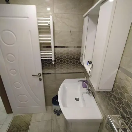 Ucal Apart * İstanbul